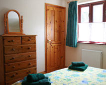 Cottage double bedroom