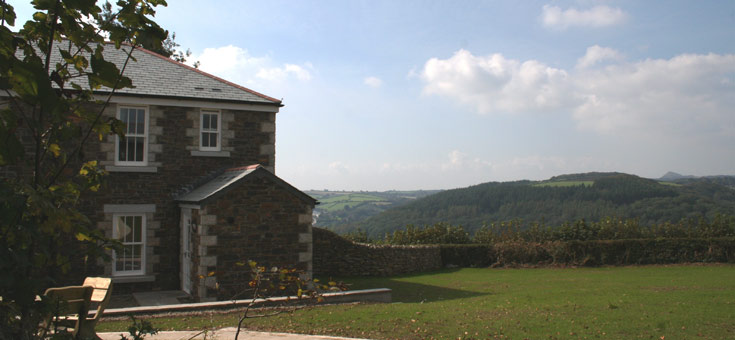 The front of the Green Acres Cottages