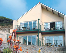 Beachcombers exterior