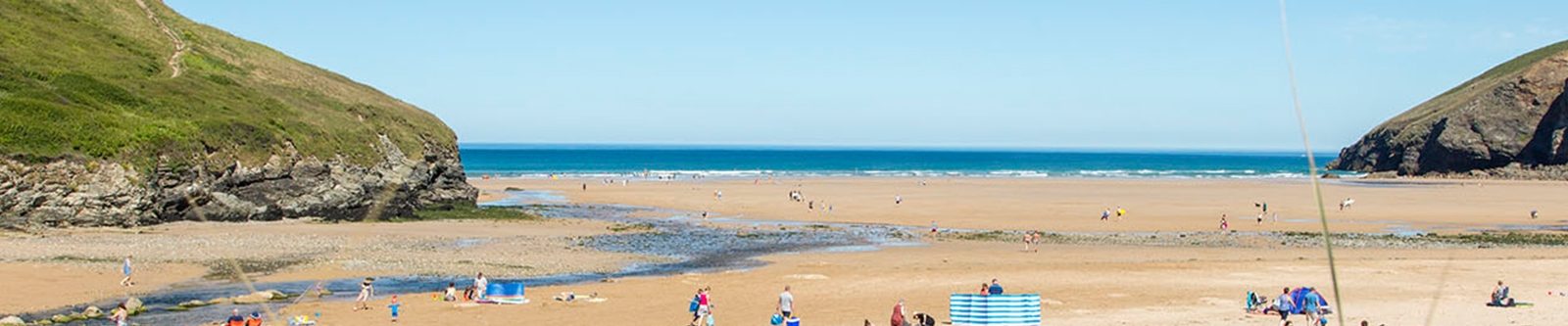 summertime at Mawgan Porth beach