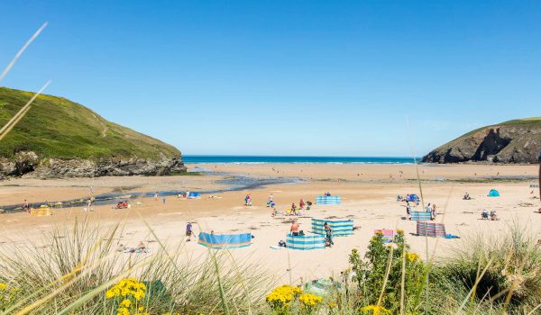 mawgan porth beach in summer