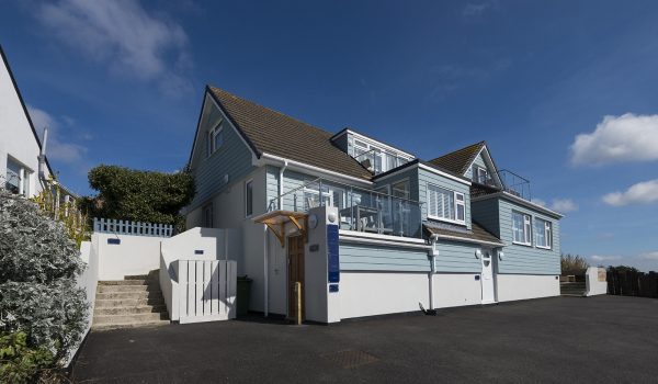 exterior of mawgan porth apartments