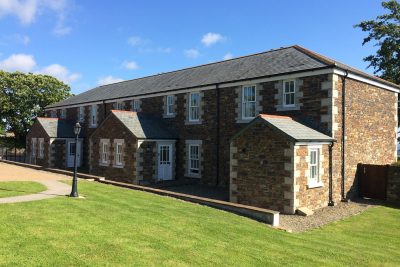 exterior view of green acres cottages