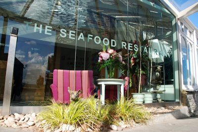 the seafood restaurant exterior