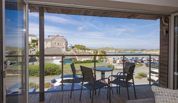 Balcony and view to Porth Beach