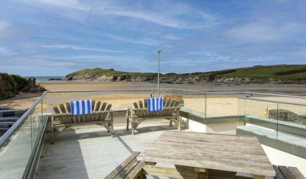 Communal patio area and sun terrace with sea view