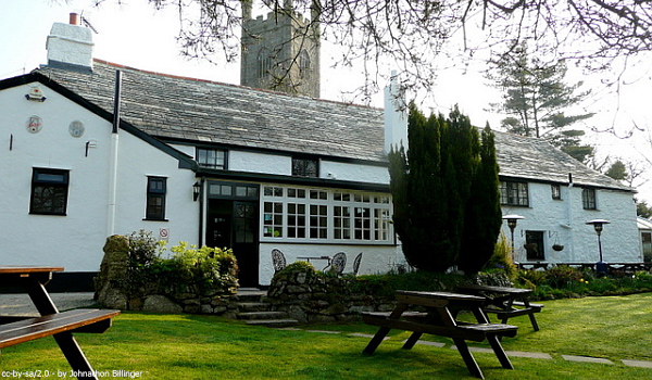 Exterior and picnic tables of The Crown Inn