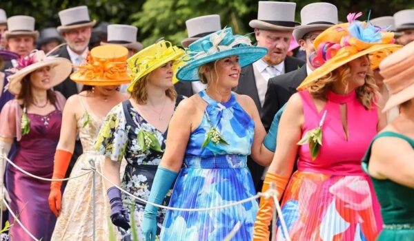 Furry Dance © https://helstonfloraday.org.uk