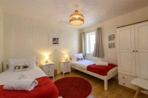 Twin bedroom