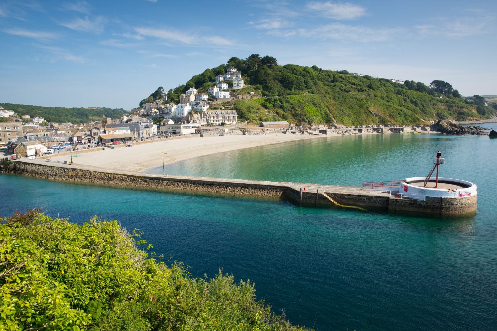Looe Beach and Banjo Pier